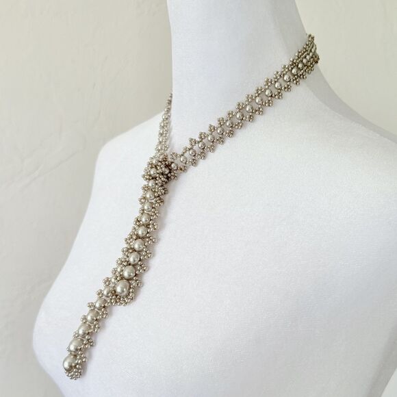 Vintage French Art Deco Glass Faux Pearl Lariat Necklace Circa 1920s-1930s. - Picture 10 of 16